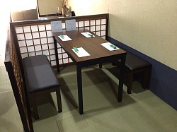 宇都宮串揚げ,宇都宮割烹,宇都宮和食ディナー,青奈オヤジのブログ,お座敷席,椅子テーブル,季節料理青奈,